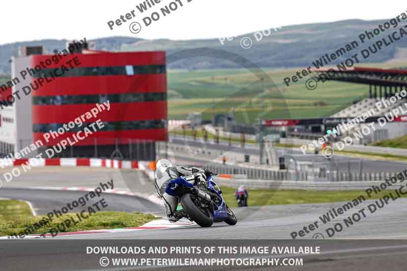 cadwell no limits trackday;cadwell park;cadwell park photographs;cadwell trackday photographs;enduro digital images;event digital images;eventdigitalimages;navarra;no limits trackdays;peter wileman photography;racing digital images;trackday digital images;trackday photos